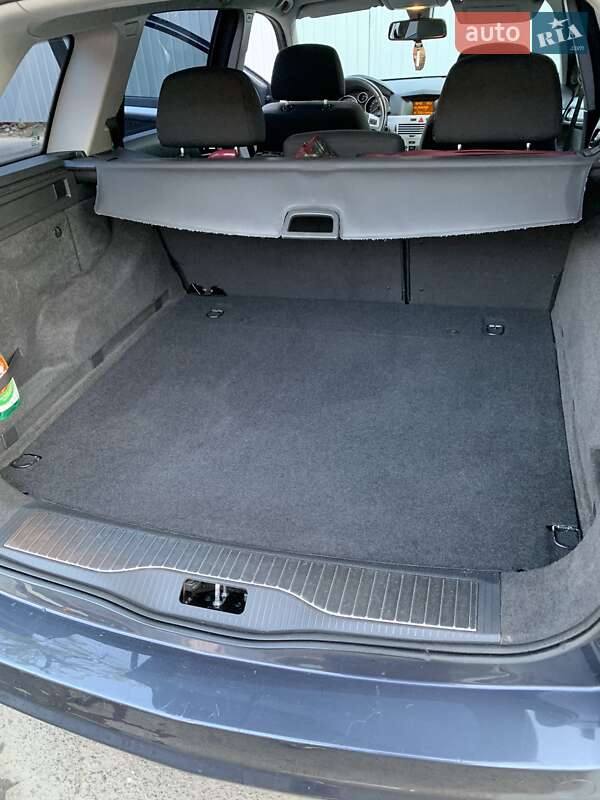 Универсал Opel Astra 2009 в Одессе