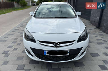 Універсал Opel Astra 2014 в Харкові