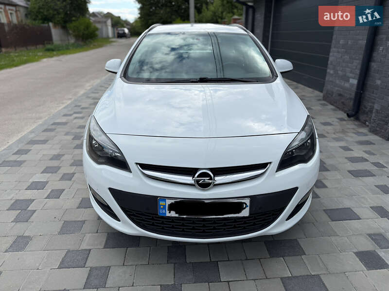 Универсал Opel Astra 2014 в Харькове