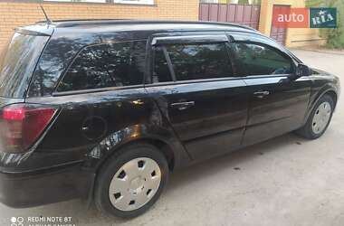 Универсал Opel Astra 2006 в 