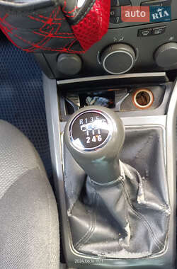 Хэтчбек Opel Astra 2005 в 