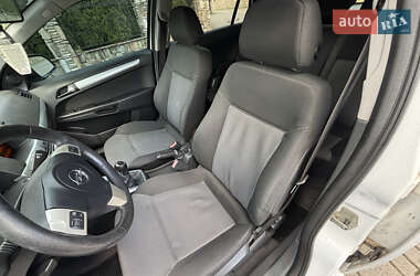 Универсал Opel Astra 2010 в 