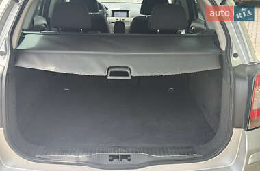 Універсал Opel Astra 2008 в 