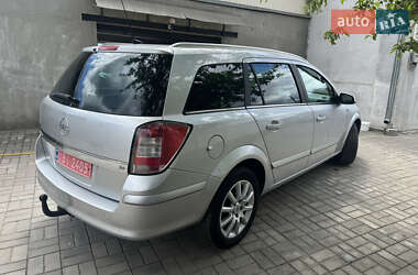 Універсал Opel Astra 2008 в 