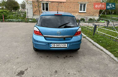 Хетчбек Opel Astra 2005 в 