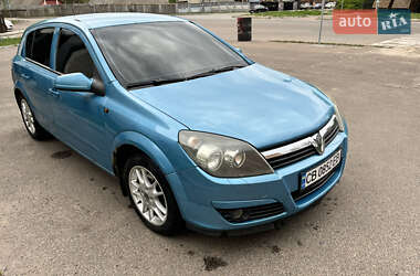 Хетчбек Opel Astra 2005 в 