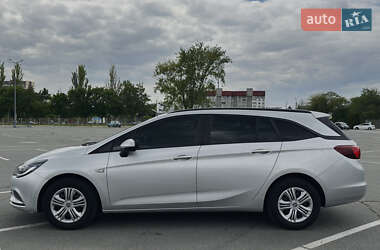 Універсал Opel Astra 2017 в 
