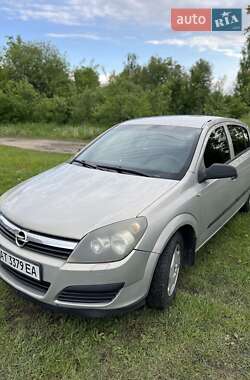 Хетчбек Opel Astra 2006 в 