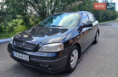 Седан Opel Astra 2008 в 