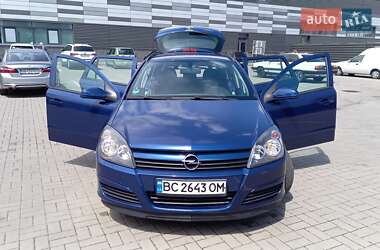 Универсал Opel Astra 2004 в Черкассах