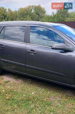Универсал Opel Astra 2009 в 