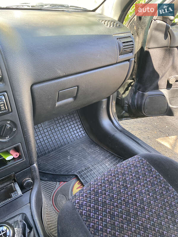 Универсал Opel Astra 2001 в Боярке