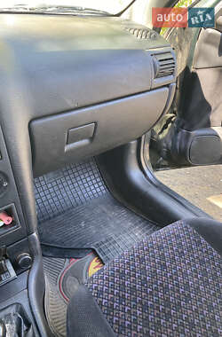 Универсал Opel Astra 2001 в 