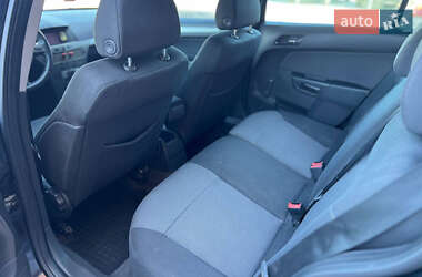 Універсал Opel Astra 2006 в 