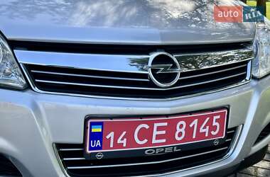 Універсал Opel Astra 2008 в 