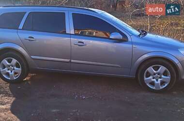 Универсал Opel Astra 2007 в 