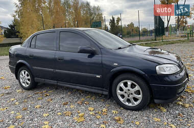 Седан Opel Astra 2001 в Коломиї