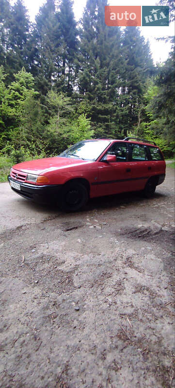 Універсал Opel Astra 1994 в 