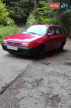 Універсал Opel Astra 1994 в 