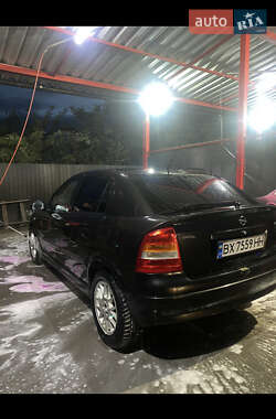 Хетчбек Opel Astra 2000 в Славуті
