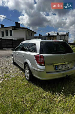 Универсал Opel Astra 2009 в Тернополе
