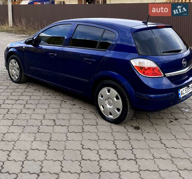 Хэтчбек Opel Astra 2005 в Ковеле