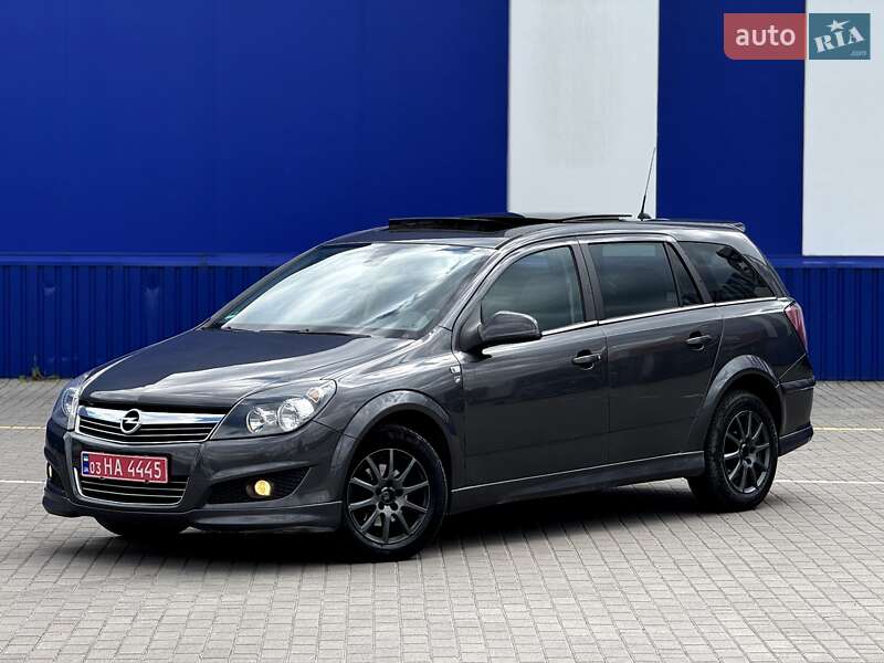 Универсал Opel Astra 2010 в 