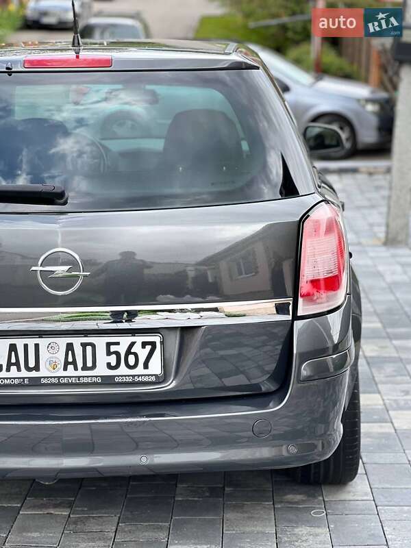 Універсал Opel Astra 2010 в Хмельницькому