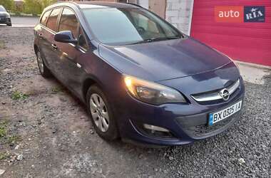 Универсал Opel Astra 2013 в 