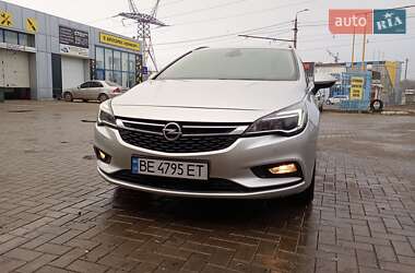 Універсал Opel Astra 2017 в Миколаєві