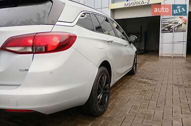Универсал Opel Astra 2017 в 