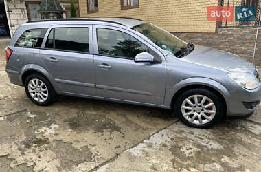 Универсал Opel Astra 2008 в 