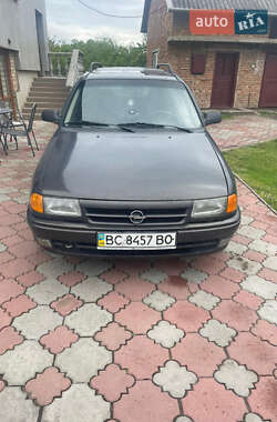 Универсал Opel Astra 1996 в 