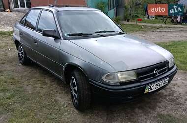 Седан Opel Astra 1992 в Болехове