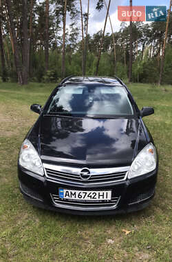 Универсал Opel Astra 2008 в Барановке