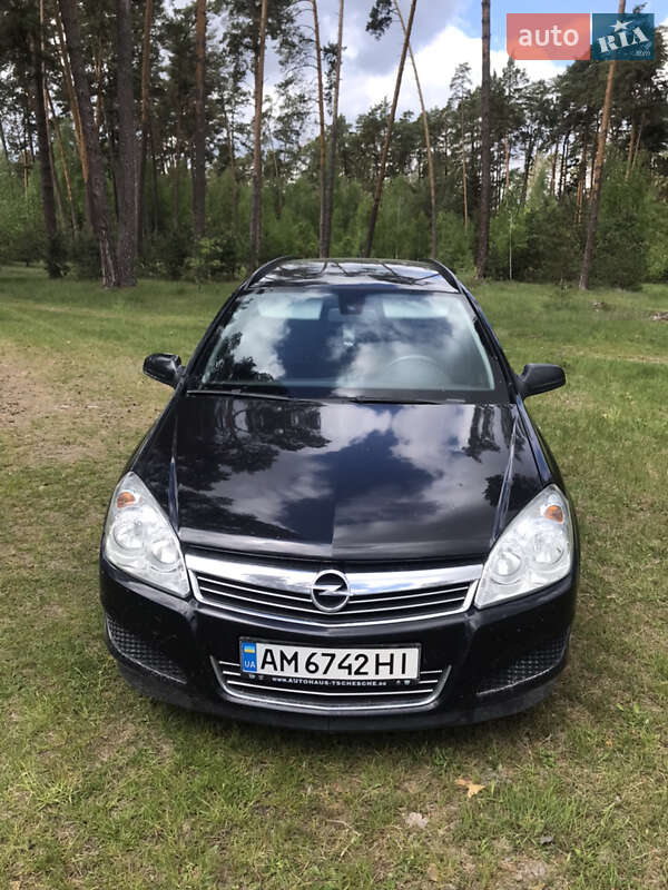 Opel Astra 2008
