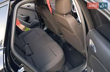 Седан Opel Astra 2019 в 