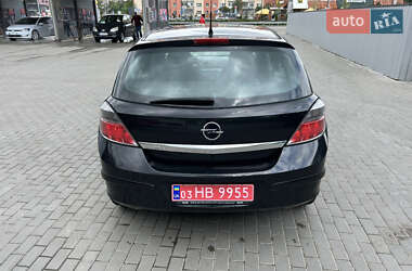 Хэтчбек Opel Astra 2009 в 