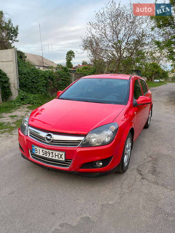 Opel Astra 2012