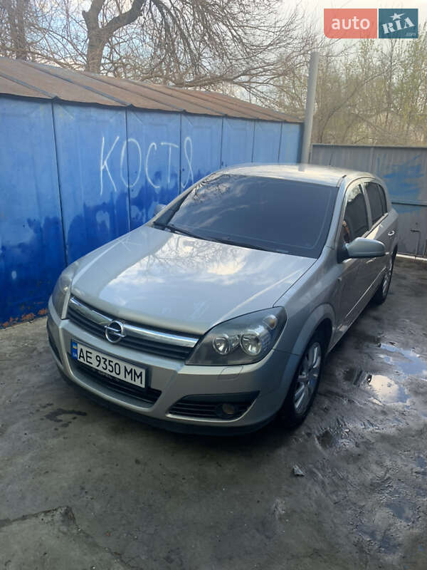 Opel Astra 2006