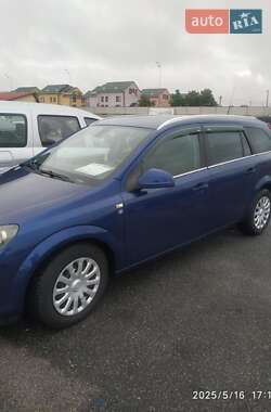 Универсал Opel Astra 2010 в Виннице