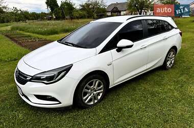 Универсал Opel Astra 2016 в Перегинском