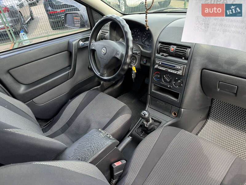 Седан Opel Astra 2007 в Киеве