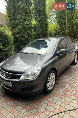 Седан Opel Astra 2011 в Вінниці