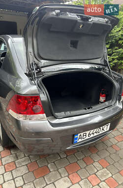 Седан Opel Astra 2011 в Виннице
