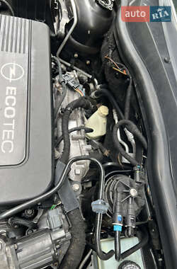 Седан Opel Astra 2011 в Виннице