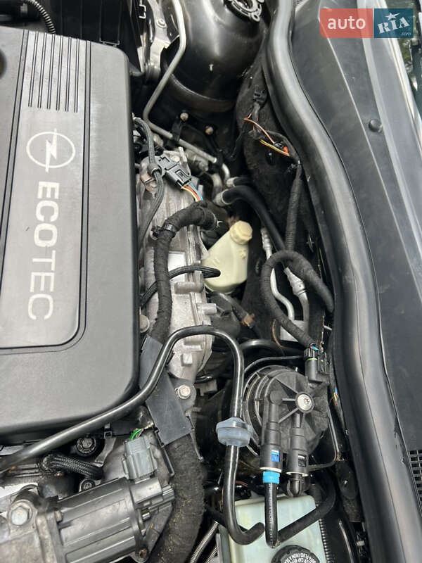 Седан Opel Astra 2011 в Виннице