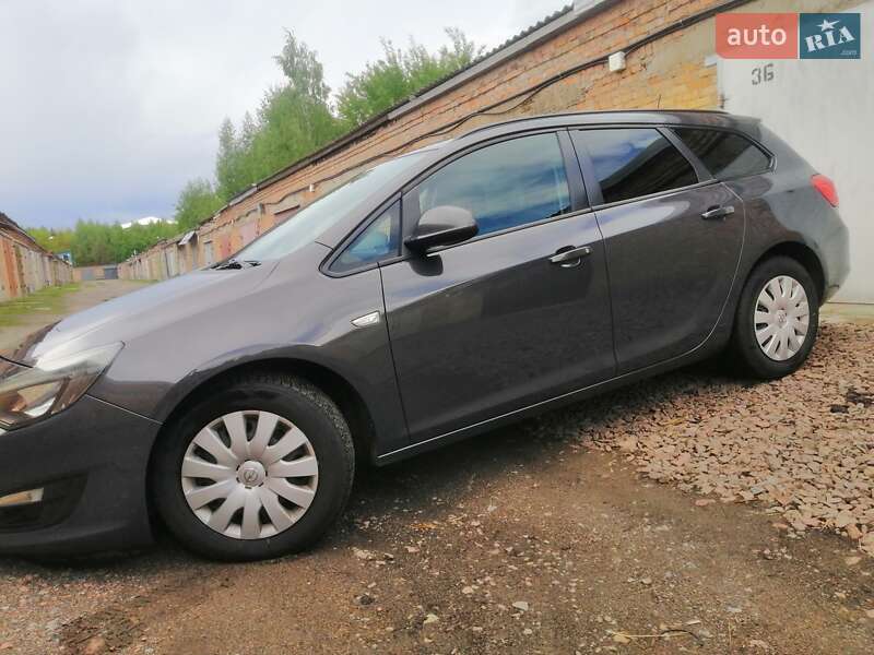 Універсал Opel Astra 2014 в Ніжині