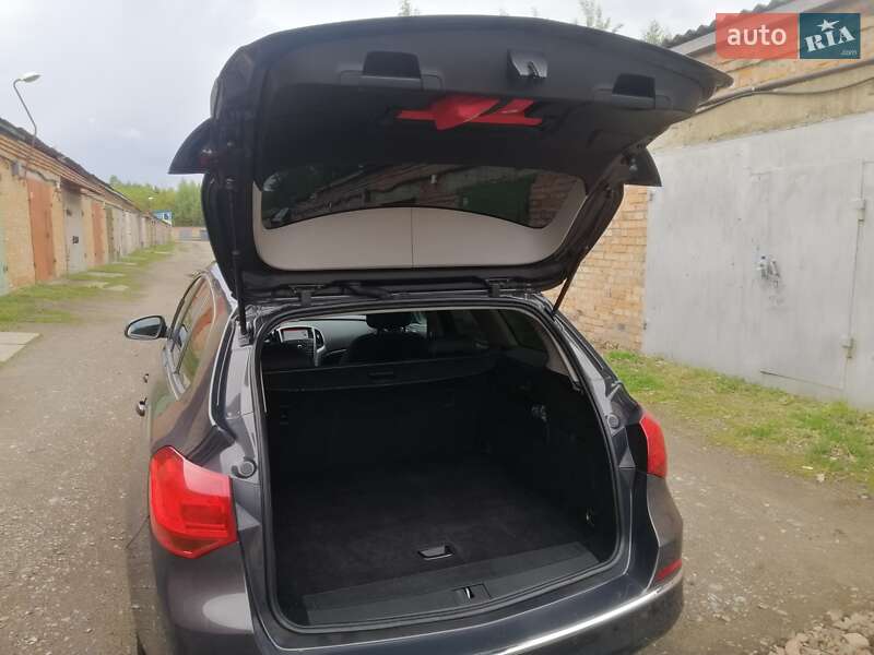 Універсал Opel Astra 2014 в Ніжині
