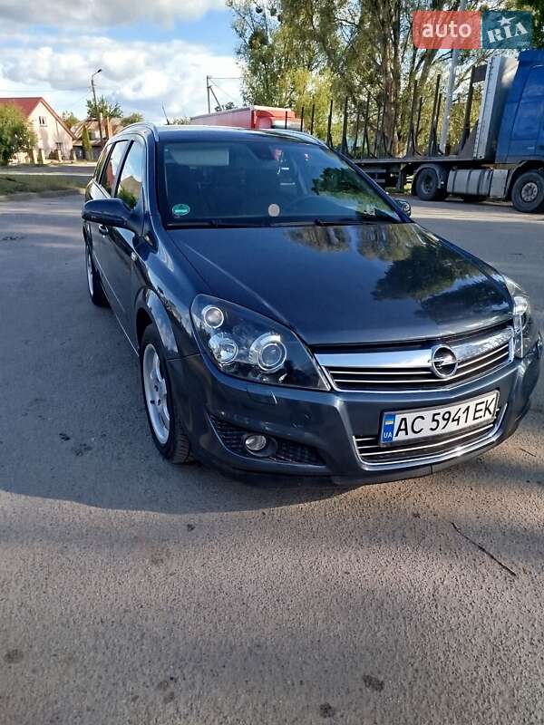 Opel Astra 2008